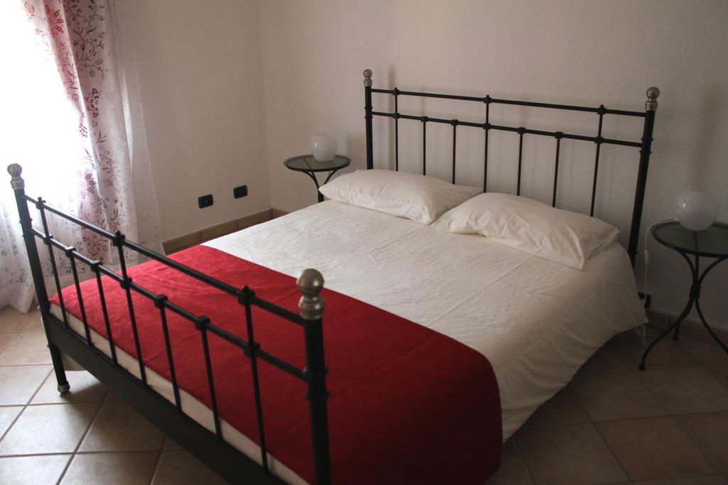 B&B Bricco Fiore Briaglia Habitación foto